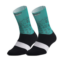 Anti Slip Outdoor Cycling Socks Seamless Integral Moulding Camping Hiking Running Bicycle Bike Sport Socks