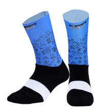 New Fiber Fabric Cycling Socks Professional Comfortable Men Women Bicycle Running Sport Socks Anti Slip Hiking Climbing Socks