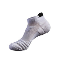 Men Running Basketball Socks Breathable Anti-slip Sport Hiking Cycling Walking Outdoor Sock Cotton Athletic No Sweat Socks
