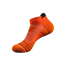 Men Running Basketball Socks Breathable Anti-slip Sport Hiking Cycling Walking Outdoor Sock Cotton Athletic No Sweat Socks