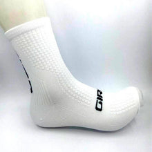 New Fiber Fabric Cycling Socks Professional Comfortable Men Women Bicycle Running Sport Socks Anti Slip Hiking Climbing Socks