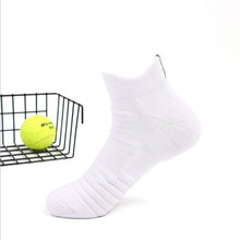 Super Elite Men's Sports Socks Cycling Basketball Running Sports Socks Summer Hiking Ski Tennis Man Women Bicycle Slip